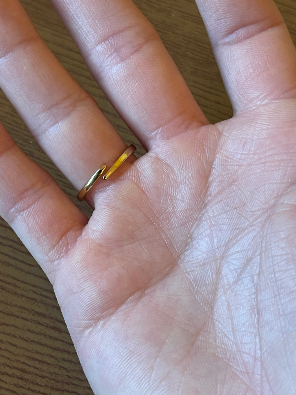 Anel Solitário Delicado